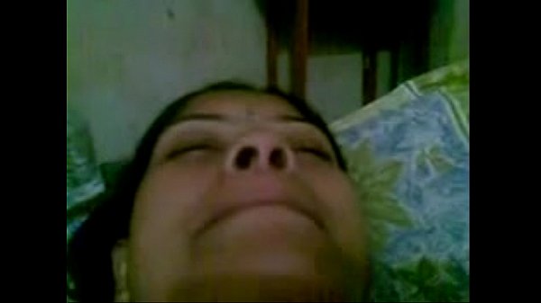 Video XXX young bengali girl enjoying best